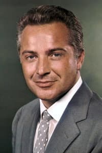 Rossano Brazzi in La contessa di Castiglione
