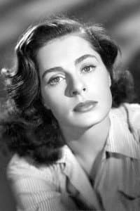 Viveca Lindfors in Rendezvous in Black