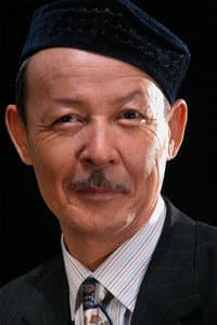 Kadyrbek Demesin in Кемпiр