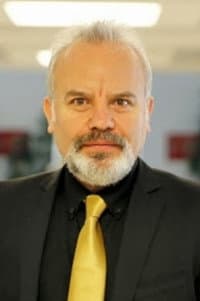 Adnan Tönel in Çıplak