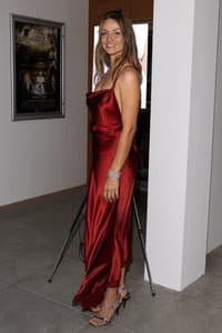 Natalie Mandrick in Mushka Water