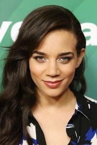 Hannah John-Kamen in The Crystal Calls - Making The Dark Crystal: Age of Resistance