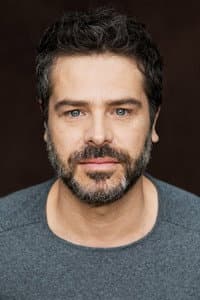 Stéphane Gagnon in Les aimants