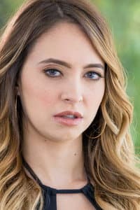 Quinn Wilde in Mom's Guide to Sex 2