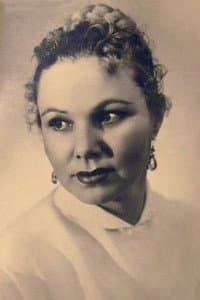 Klavdiya Khabarova in Перекрёсток