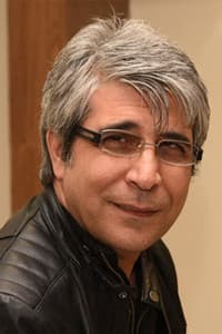 Amir Ghaffarmanesh in Zendegi Dar Daste Tamir