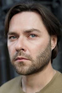 Fjodor Olev in Dear Courtney