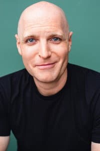Michael Thatcher in Enloquecer