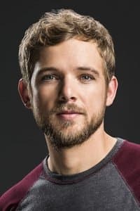 Max Thieriot in House at the End of the Street