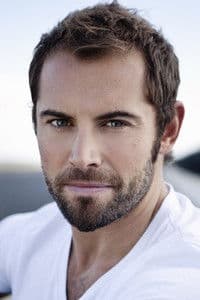 Daniel MacPherson in Hopeful Romantic
