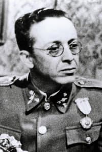 Fabián Conde in Eva Man