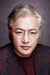 Lee Kyung-young in Steel Rain