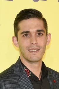 Víctor Elías in La llamada
