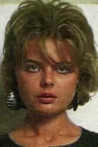 Yelena Kopyl in Дама с попугаем