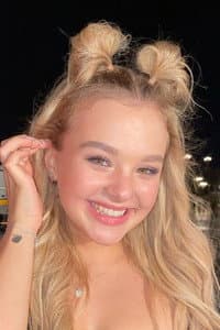 Sofya Plotnikova in NOW UNITED Forever United - Live in São Paulo