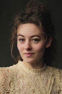 Ruby Ashbourne Serkis in La Cha Cha
