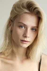 Clara Rosager in Dossier 64