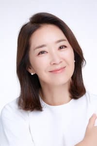 Yun Yoo-sun in 궁