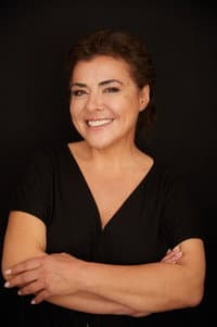 Betigül Ceylan in Haile II: Var mı, Yok mu?!
