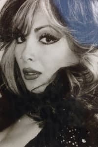 Emel Aydan in Yumurtanın Sarısı