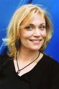 Daphne Ashbrook in Dead Man's Revenge