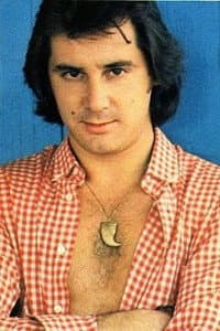 Juan Erasmo 'Mochi' in Megatón ye-ye