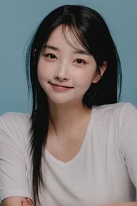 Kwon Ah-reum in 이공삼칠