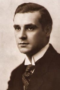 Victor Varconi in Sinners' Parade