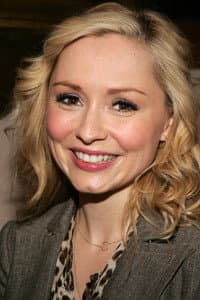 Nina Siemaszko in Mystery Woman: Redemption