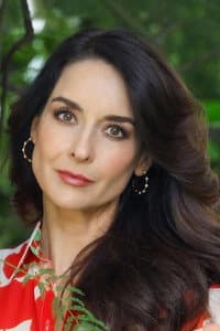Susana González in Chinango