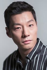 Lee Chun-hee in 도어락