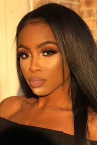 Dessi Sykes in Guns Down