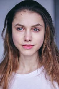 Vivien Sczesny in Voices in my Head