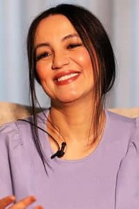 Sana Aakroud in Myopia