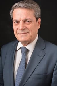 Turan Çelik in Isra en het Magische Boek