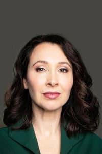 Loretta Walsh in The Cleanse