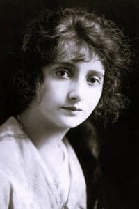 Gloria Hope in Prairie Trails