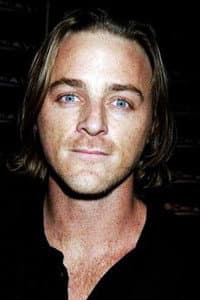 Nathaniel Dean in Locusts