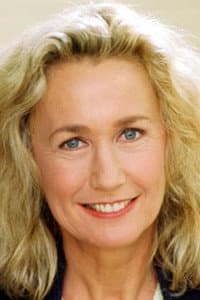 Brigitte Fossey in La Mort dans l'île