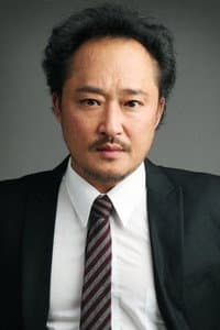 Kim Jung-pal in Mr. & Mrs. Lee