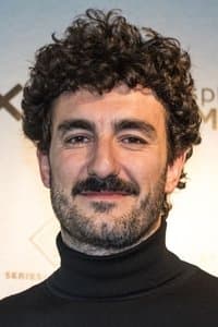 Miki Esparbé in Malnazidos