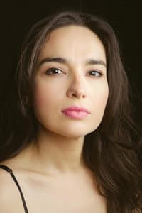 Alheli Guerrero in Vencidos da Vida