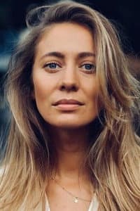 Natasza Lesniak in The Music Island