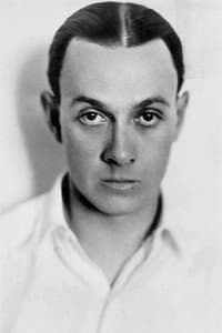 George Hackathorne in The Splendid Sin