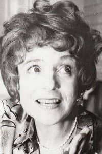 Monika John in Pension Schöller
