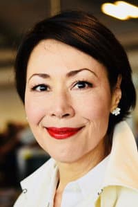 Ann Curry in Nasrin