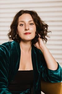 Laura-lee Mostert in Die Affêre