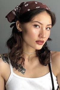 Naomi in Móng Vuốt