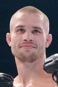 Tom Niinimäki in UFC Fight Night 41: Munoz vs. Mousasi