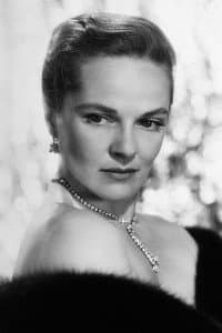 Marianne Stewart in Back from the Dead